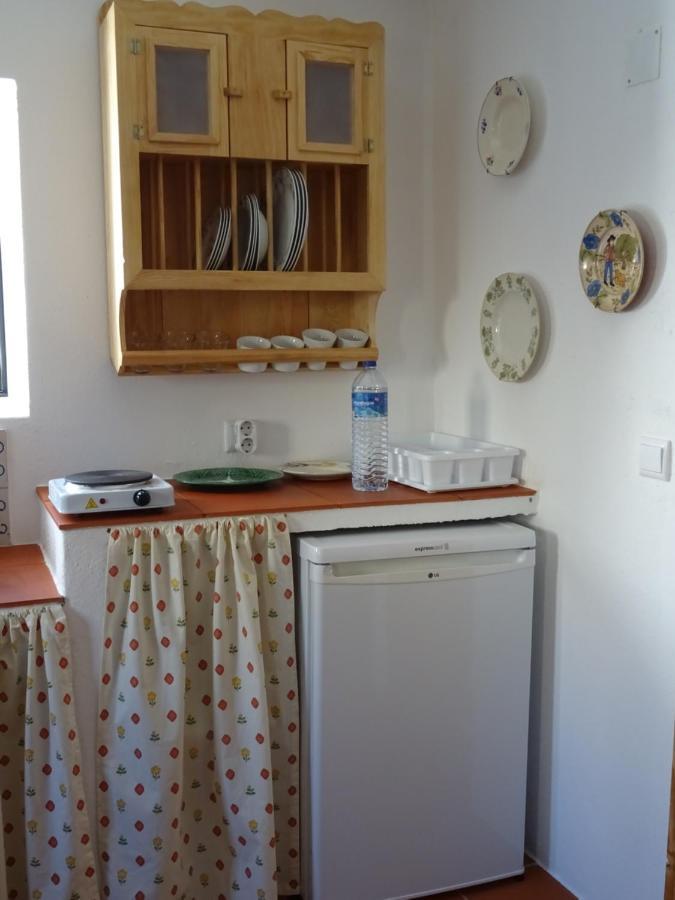Palheiros Da Ribeira Guest House Pracana Cimeira Exterior photo