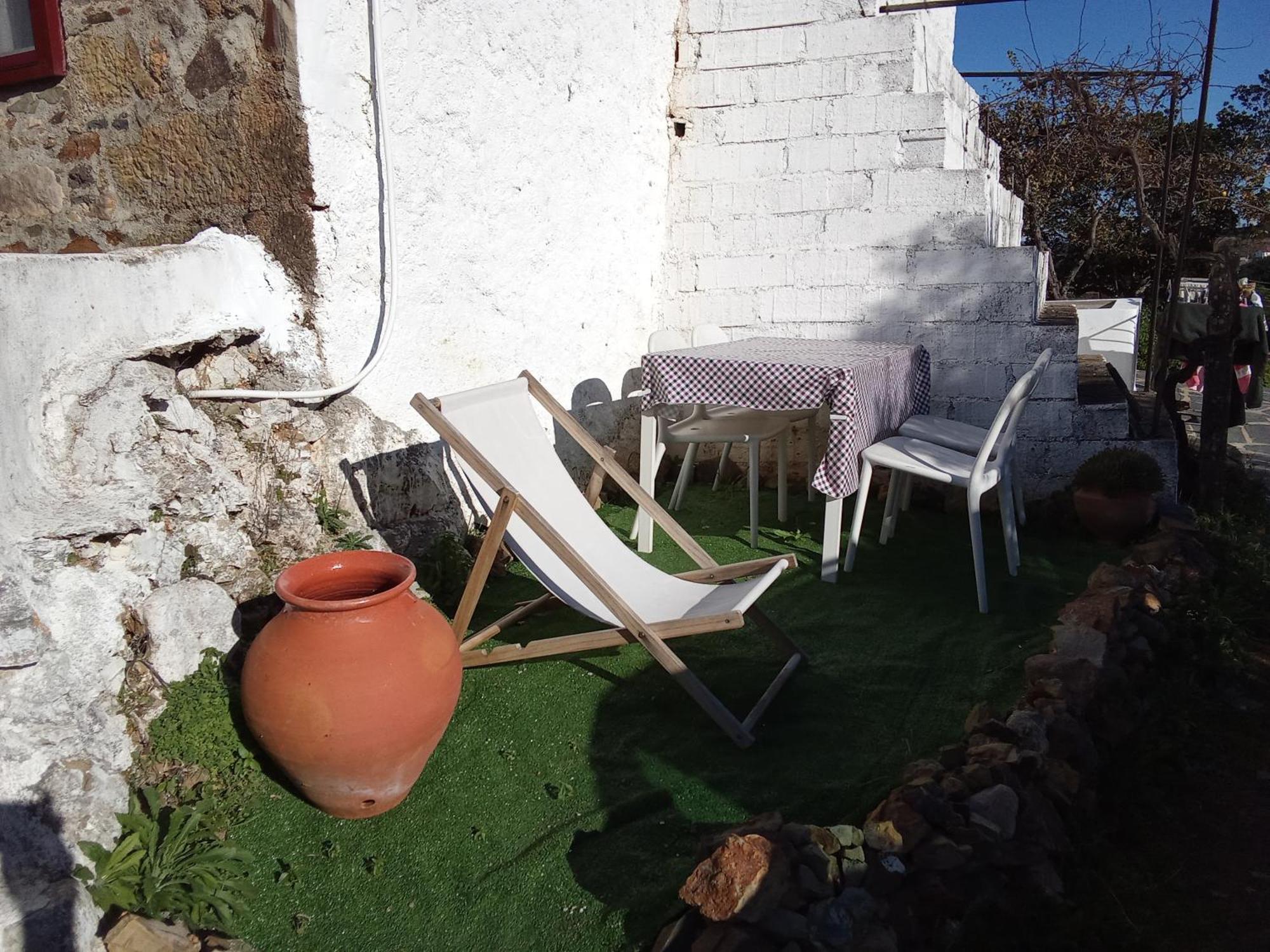 Palheiros Da Ribeira Guest House Pracana Cimeira Exterior photo